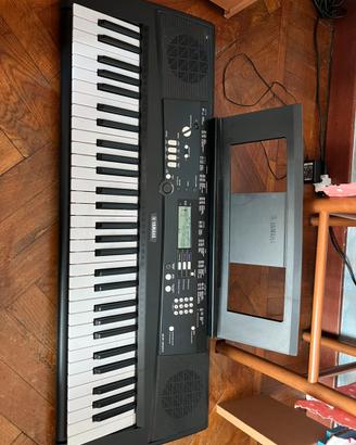 Tastiera YAMAHA Digital Keyboard EZ-220 + pedale