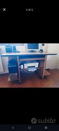 Scrivania per computer e porta stampante 