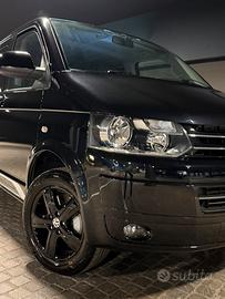 Caravelle Black Edition DSG cv 180 8 Posti