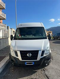 Nissan NV400