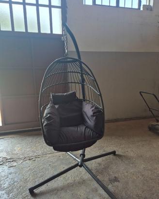 Poltrona sospesa a dondolo