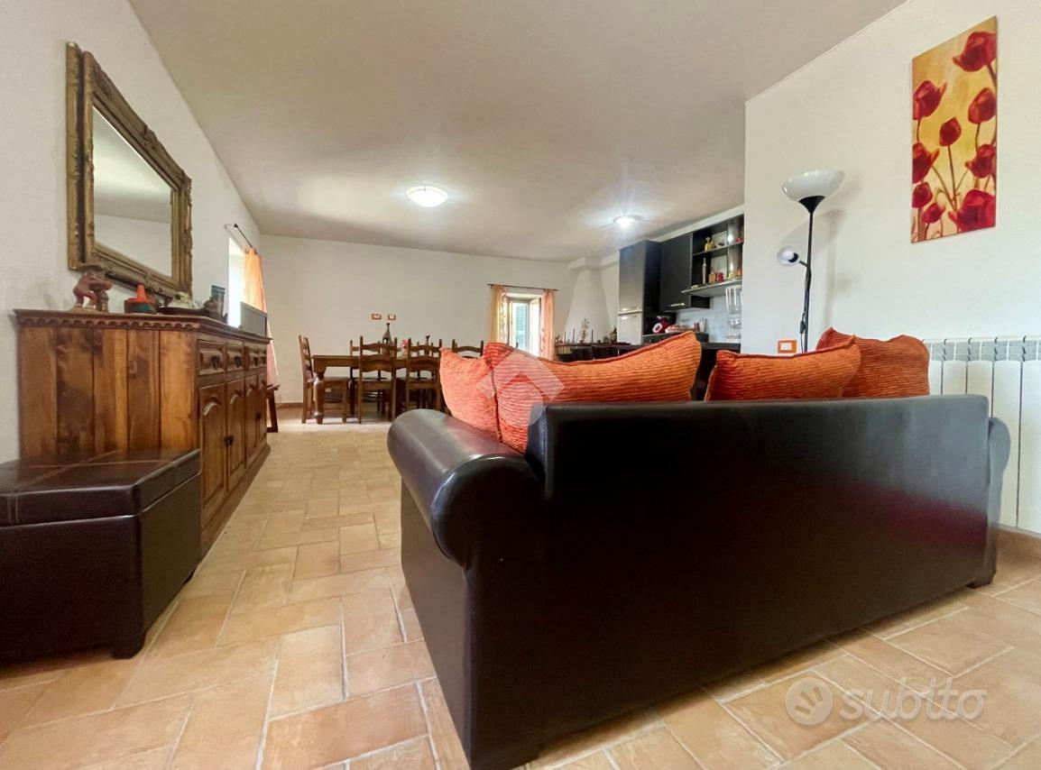 Casa – Latera - Vista 5