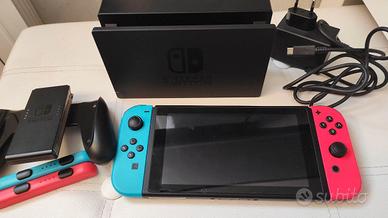 Nintendo Switch - V1 Unpatched (con scatola)