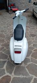 vespa 50 special