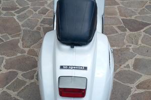 vespa 50 special