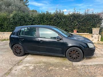 Golf 5  per ricambi