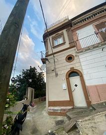 Luminoso bilocale zona Orto Botanico