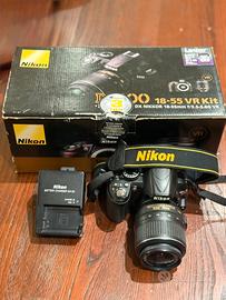 Nikon D3100 + Obiettivo 18-55mm