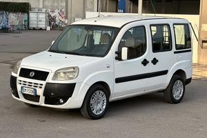 Fiat doblo 5 posti anno 2008 autocarro