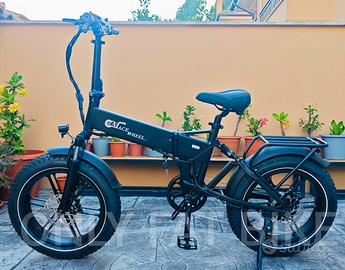 Bici elettrica fat legale NUOVA a soli 800 euro