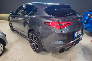 Alfa Romeo Stelvio 2.2 Turbodiesel 210 CV AT8 Q4 V