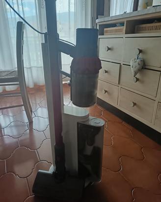Dyson v10 