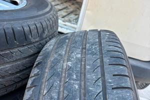 Pneumatici e cerchi originali audi