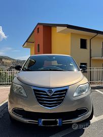 LANCIA YPSILON 0.9 BENZINA/METANO 2013