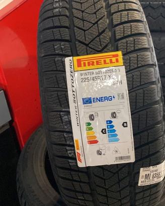4 pneumatici Pirelli Winter Sottozero 3 - invernal