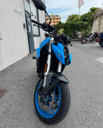 Suzuki GSX-8S - 12000KM - 2024