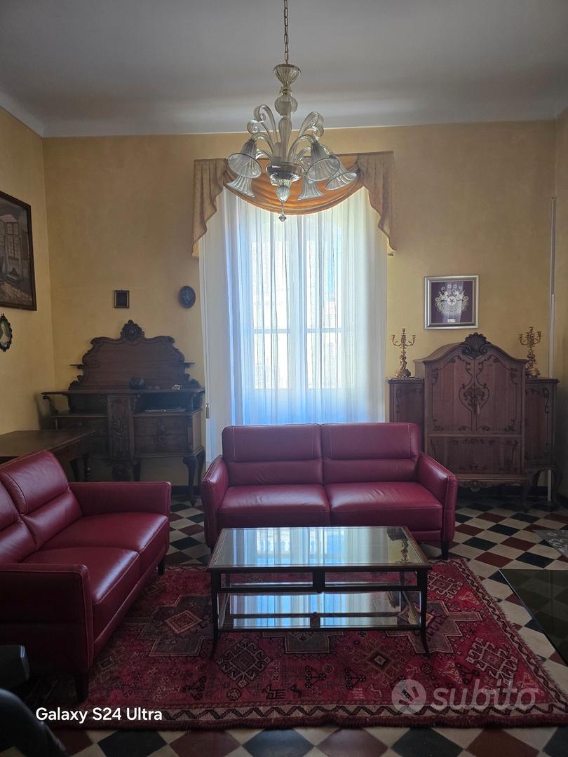 Stanza uso ufficio