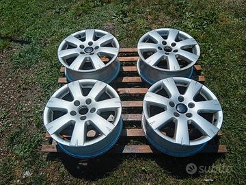 Cerchi in lega 16" usati