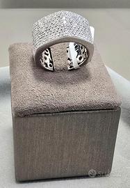 Anello Oro Bianco con pavè Diamanti naturali