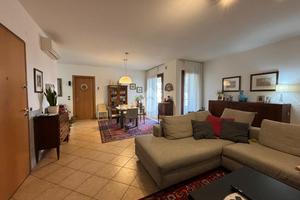 3 LOCALI A SAN GIORGIO DELLE PERTICHE