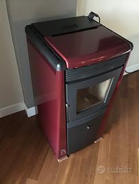 Stufa a pellet in perfetto stato