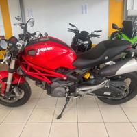Ducati Monster 696