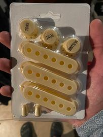 Plastiche fender stratocaster color crema