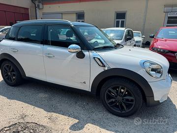 Mini Cooper Countryman 2.0 D ALL4 Automatica