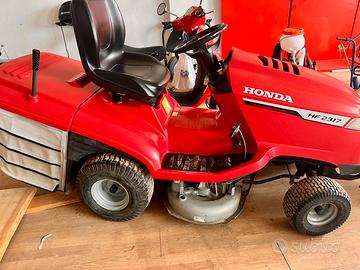 Trattorino rasaerba Honda HF 2317