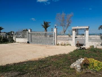  L. ENRICO MATTEI Fronte mare 