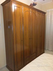 Cameretta completa in legno