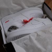 Scarpe Nike Air Force 1 Low Supreme bianche