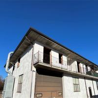 Capannone a Borgo Ticino