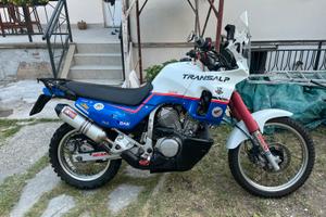 Honda Transalp 600
