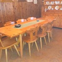 Tavolo taverna in abete bianco in legno massello