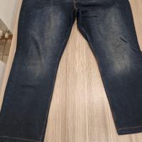 Jeans elasticizzati