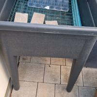 contenitore  da balcone per spezie