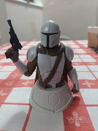 Mandalorian e baby yoda kinder