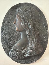 Rilievo in bronzo Beatrice