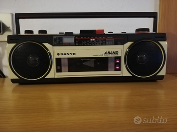 Radio registratore sanyo