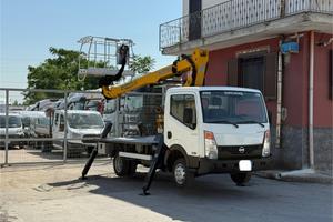 Nissan cabstar 35.11 piattaf aerea cestello mt 14