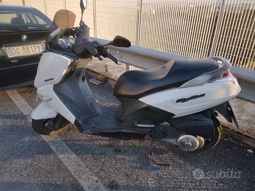 scooter Peugeot 