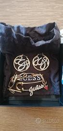 Orecchini e bracciale Guess