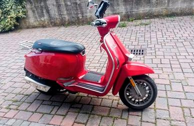 Scooter Vespa / Lambretta V125 special Flex