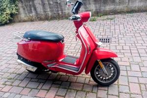 Scooter Vespa / Lambretta V125 special Flex