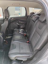 Ford kuga awd 140 cv 