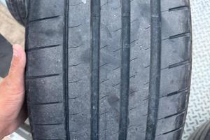 Bridgeston Potenza Sport 255 35 ZR19  (96Y)
