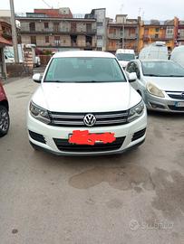 VOLKSWAGEN Tiguan 1ª serie - 2014