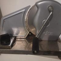 affettatrice manuale 