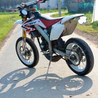 HM 50 derapage motard del 2016